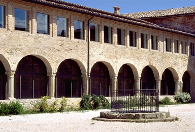 Polo Museale San Domenico, cortile 