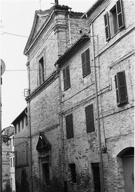 Palazzo Vinci e Chiesa di S. Antonio