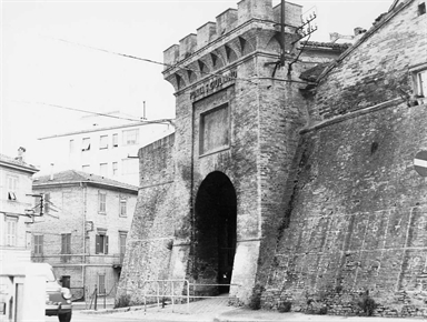 Porta S. Giuliano