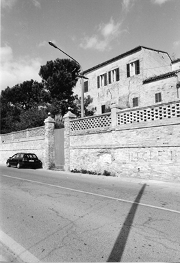 Palazzo Ceccaroni
