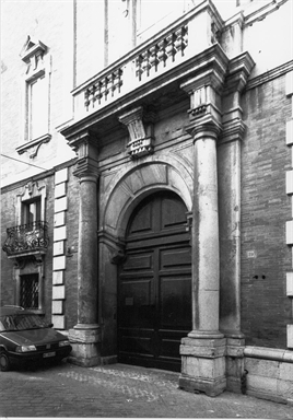 Palazzo Carancini, già Roberti