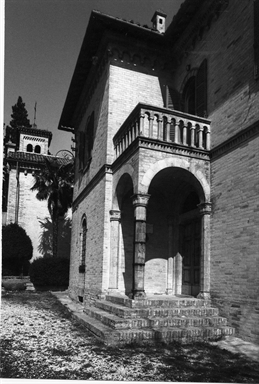 Casa canonica della Chiesa di S. Leopardo