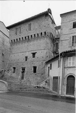 Torrione delle Mura Castellane