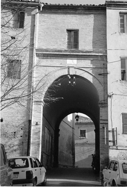 Porta Cavour