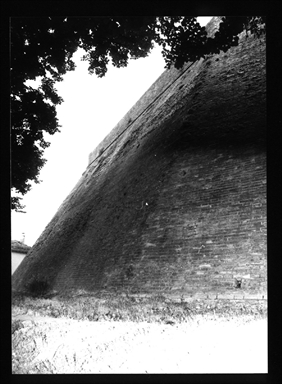 Porta e mura urbiche