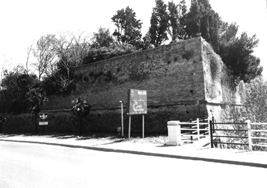Casa sui ruderi dei bastioni medioevali