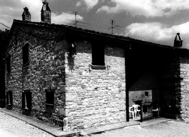 Casa cinquecentesca gia' fortilizio