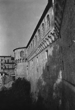 Mura di cinta dell'antica Casteldurante