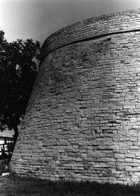 Mura del castello di San Ippolito