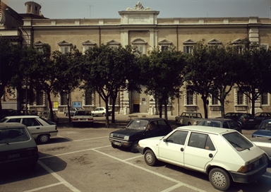 Facciata del Palazzo Vescovile, sede della Pinacoteca Diocesana
