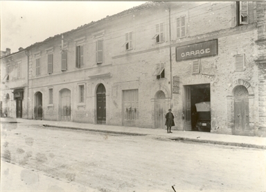Macerata. Garage di Giovannetti