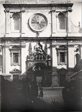 (Tolentino) Basilica di San Nicola. Facciata