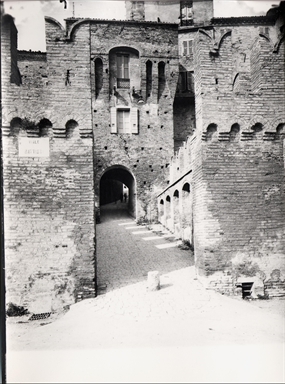 (Recanati) Porta San Filippo