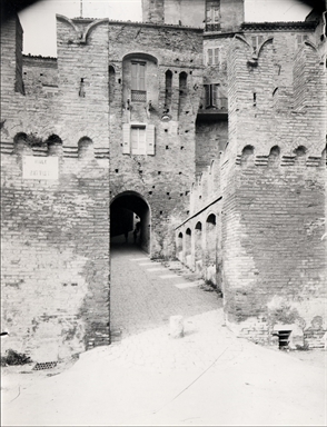 (Recanati) Porta San Filippo