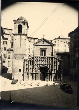 (Ancona) Santa Maria di Piazza. Facciata