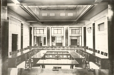 Macerata. (Camera di Commercio) Salone delle adunanze