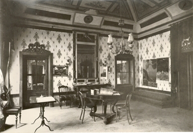 Macerata. (Camera di Commercio) Vecchia Sala d'aspetto