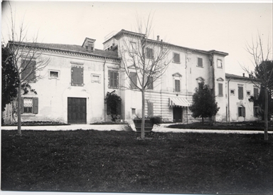 Appignano. Villa Rangoni-Santacroce