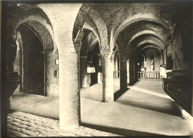 (Santa Maria a Piè di Chienti) Cripta