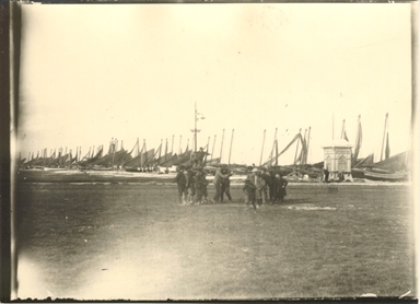 Porto Recanati. Barche alla riva