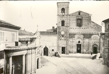 Macerata. Piazza del Duomo (poi S. V. Strambi)