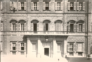 Macerata. Palazzo Torri
