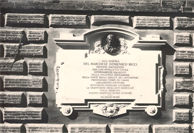 Macerata. Lapide a Domenico Ricci nel Palazzo omonimo