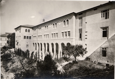 Macerata. Istituto S. Giuseppe. Cortile