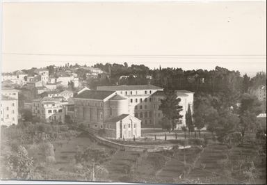 Macerata. (Istituto Salesiano) Abside della Cappella. Esterno