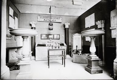 Macerata. Mostra industriale. Laboratorio. Scuola di Matelica