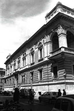Palazzo della Cassa di Risparmio di Ascoli Piceno