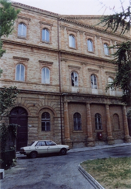 Convitto Nazionale 'Giacomo Leopardi'