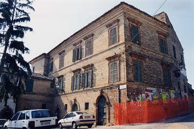 Palazzo Ferrini-Mandolesi