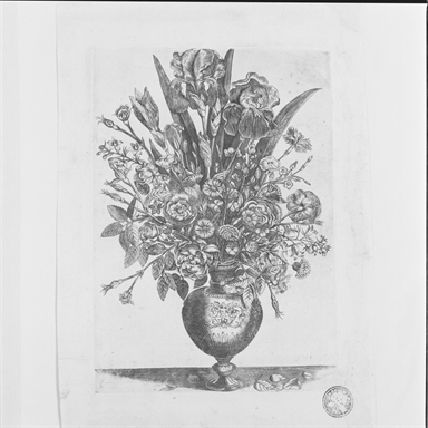 mazzo di fiori in vaso