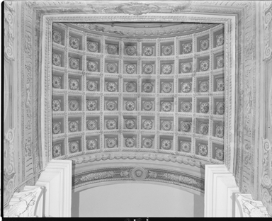motivo decorativo a cassettoni con rosette