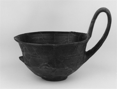 tazza ad ansa sopraelevata