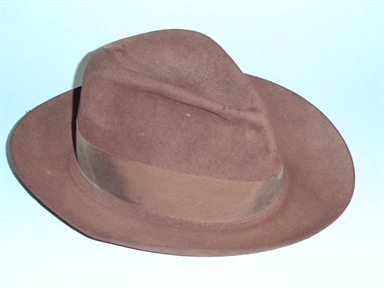 cappello nuovo in feltro