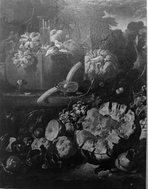 natura morta di frutta con cristalli e biscotti