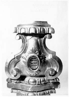 Base per reliquiario