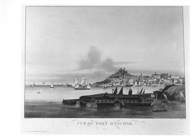 veduta del porto di Ancona con il Lazzaretto