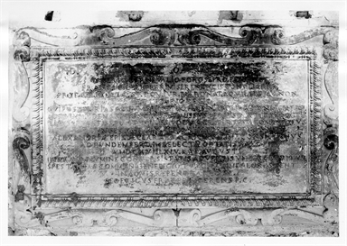 epigrafe funeraria di Tiberio Carnevali