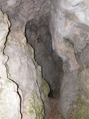 Grotta, Pantaneto, Monte Cavallo, MC - Fonte orale: Luoghi dell'immaginario, Paura