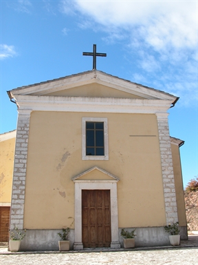Madonna di Collevento, Coda di Muccia, Muccia, MC - Fonte orale: Religiosa, Chiesa