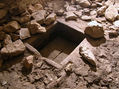 Eremo dei Santi, Val sant'Angelo Fiume, Pieve Torina, MC - Fonte orale: Terapeutica, Chiesa-Sorgente