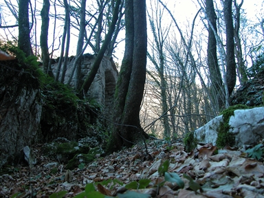 Madonnella de lu Castiglione, Capodacqua, Pieve Torina, MC - Fonte orale: Luoghi leggendari, Edicola