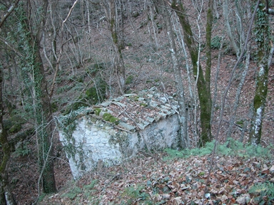 Madonnella de lu Castiglione, Capodacqua, Pieve Torina, MC - Fonte orale: Luoghi leggendari, Edicola