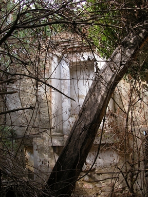 Chiesa santa Maria superiore, Shito, Sarnano, MC - Fonte orale: Luoghi dell'Immaginario, Ricerca del tesoro