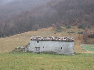 Casale Corradino, Sorti, Sefro, MC - Fonte orale: Luoghi dell'Immaginario, Ricerca del tesoro