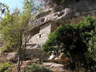 Piandelloro Vecchio, Piandelloro, Acquasanta Terme, AP - Fonte orale: Civile, Abitato in grotta