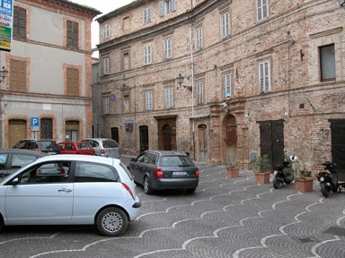 Piazza, Capoluogo, Castignano, AP - Fonte orale: Civile, Ciclo dell´anno